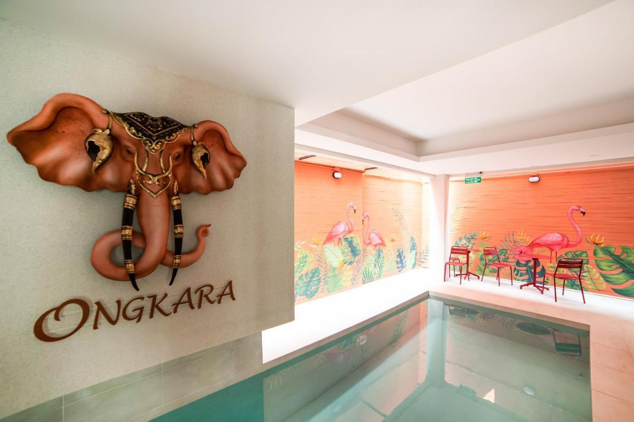 Ongkara Near Bts Thonglor Hotel Bangkok Exterior photo